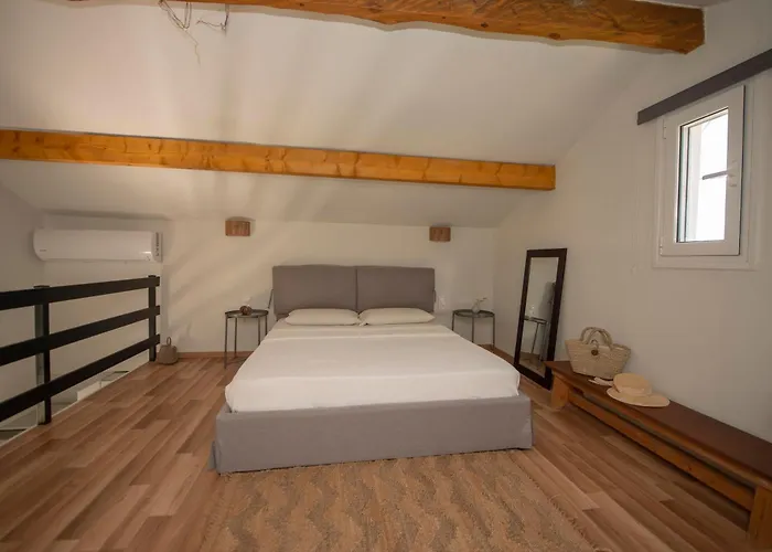 公寓式酒店 Elves Studios& Apartment's 3*