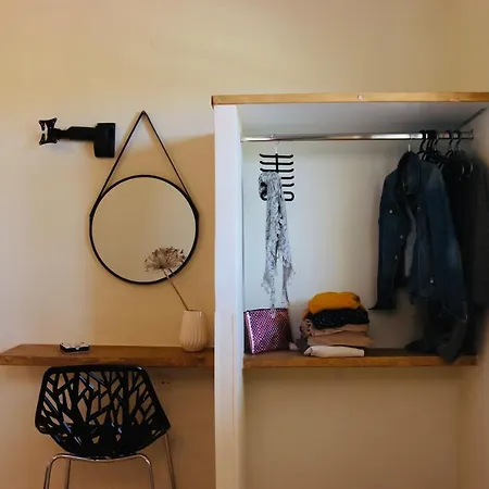 Lägenhetshotell Elves Studios& Apartment's 3*