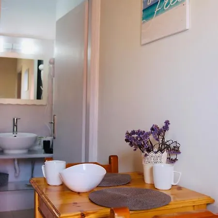 Aparthotel Elves Studios& Apartment's 2*