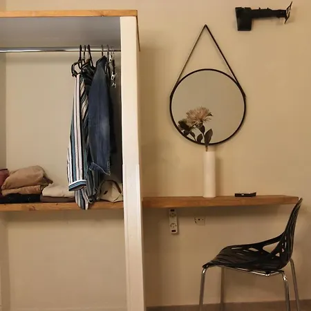 Elves Studios& Apartment's Lägenhetshotell Sidárion