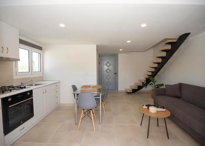 Elves Studios& Apartment's アパートホテル シダリオン