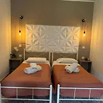 Appart hôtel Elves Studios& Apartment's Sidárion