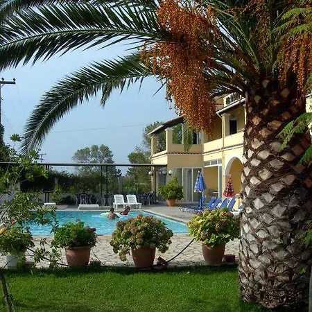 Ξενοδοχείο με διαμερίσματα Elves Studios& Apartment's