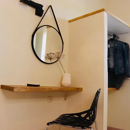 Elves Studios& Apartment's Ξενοδοχείο με διαμερίσματα