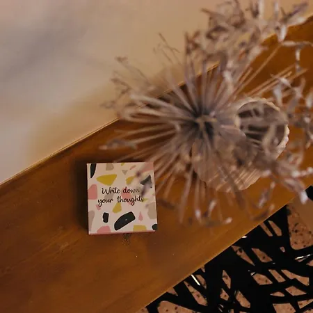 Ξενοδοχείο με διαμερίσματα Elves Studios& Apartment's