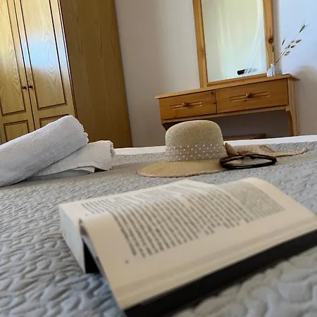 Elves Studios& Apartment's Ξενοδοχείο με διαμερίσματα 3*